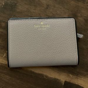 NWT kate spade Tellie medium wallet